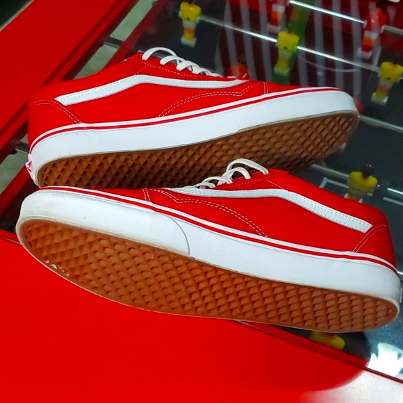 Vans - Picture 6 of 7